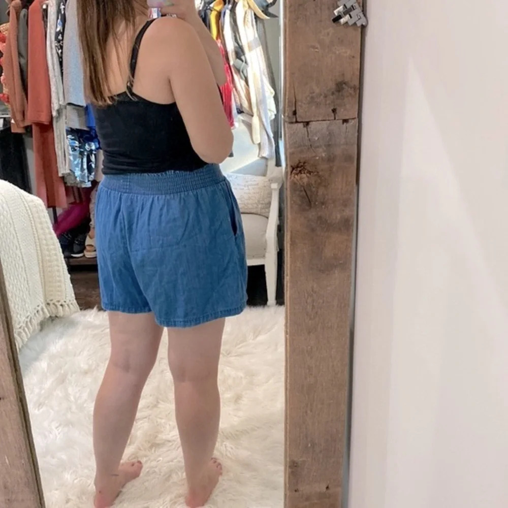 Universal Thread Chambray Shorts Size Xxlarge - image 3